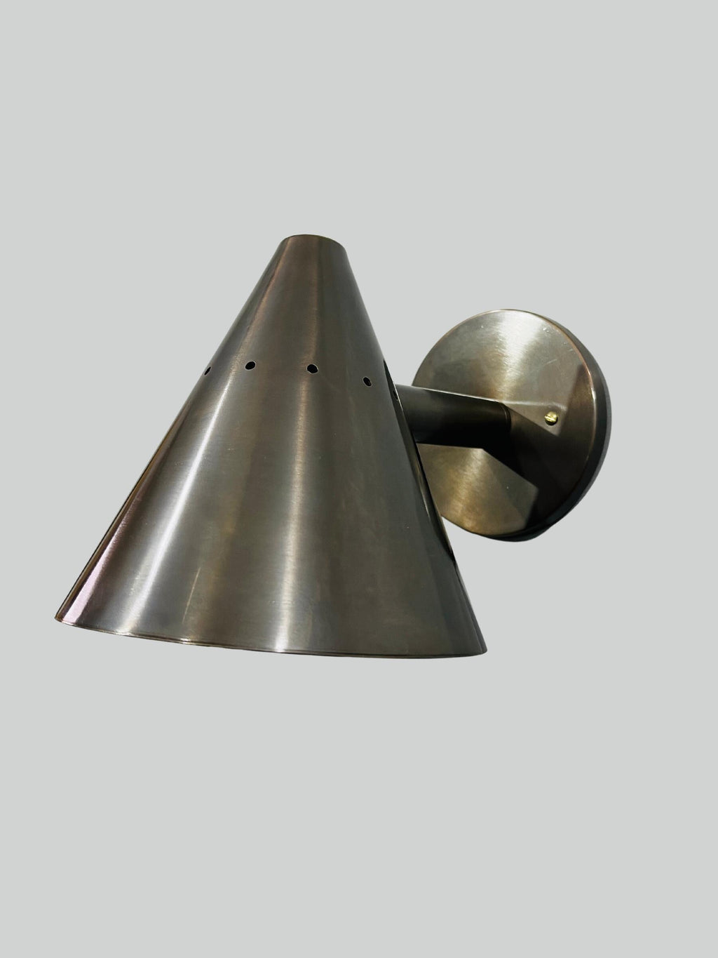 Mid Century Cone Wall Sconce – Antique Brass Italian Light